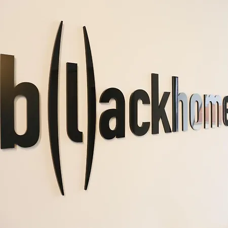 Blackhome Tivoli * İnnsbruck