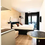 Blackhome Tivoli * Innsbruck